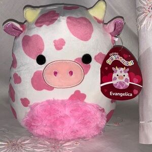 NWT 8” Evangelica the Cow Squishmallows Valentines Day Collection Farm Squad